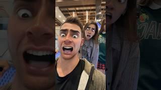 Prank on an escalator with girls / Reaction 