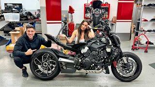 Taking Apart Our Brand New Ducati Diavel V4 