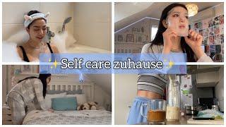 Self care zuhause Baden, Kaffee, Gesichtsmaske, aufräumen, Skincare