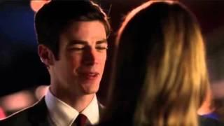 The Flash 2x10 Potential Energy Zoom drops patty off the roof