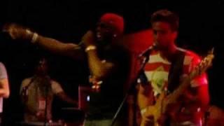 DeStorm - Random Topic On The Digitour - Rap Improv