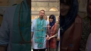 Chris Martin & Dakota Johnson SEEK BLESSINGS at Babulnath Temple | #shorts #couplegoals