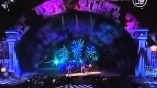 Red Hot Chili Peppers - Warped (New York, 9-7-95) MTV VMA's (upgraded audio)