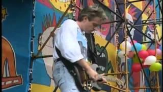 Neil Taylor Guitarsolo ,,Everybody wants to role the world´´ 1990 @ Knebworth