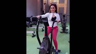 Munisa Rizaeva sport zalda 