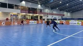 Futsal Soccer Training - 1v1 drill - Watch until the end - Andre Caro Futsal