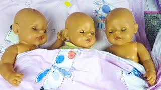 Three Baby Borns are sleeping sweetly in the dollhouse !