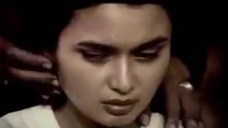 Film jadul (gaun merah)