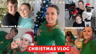 CHRISTMAS EVE & DAY VLOG 2022 | Opening presents, dinner + drinks, family time & more!