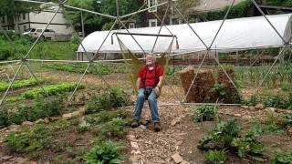 Larry inside geodesic dome