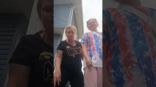 me and my glamma is dancing