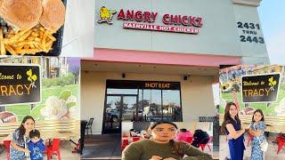 رستورانت حلال angry chickz در Tracy بسیار برگر مزه دار دارد chicken spicy  بسیار بی اندازه تند است