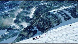 Nanga Parbat Diamir: the initial part of the climb with Tunç Fındık.