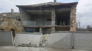 Samsung galaxy S7 edge slow mo video. Ruined building.