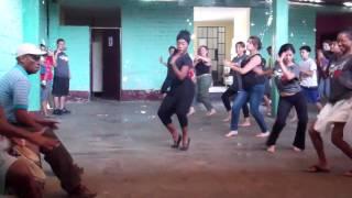 Marita Flores Teaching Peruvian Festejo Dance in Cañete, Perú - Lesson 1