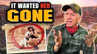 Her Dogs WARNED Her of this...in the Wyoming Badlands | Dark Encounter