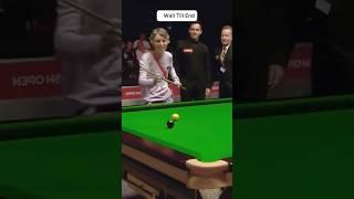 Ronnie O'Sullivan could do this  A True fan moment  Great gesture #ronnieosullivan #snooker