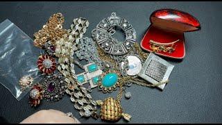 Vintage Groovy 60s Jewelry Unbagging Sarah Coventry & More