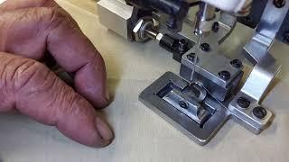 LK1920 SEWING SMALL LABEL WITH INSIDE CLAMP