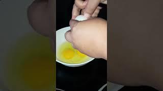 crack fresh eggs #satisfying #asmr