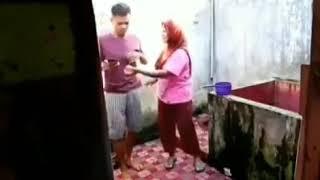 Ketahuan ngocok di Wc 