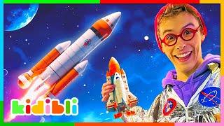 Let's learn about Space and Rockets! | Science Videos for Kids | Kidibli