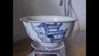 Ming Chenghua/Hongzhi blue and white bowl depicting scenes from  "Romance of the Western Chamber"