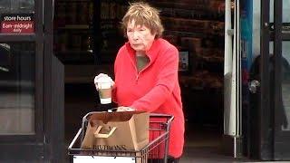 Film Icon Shirley MacLaine Makes A Malibu Grocery Run