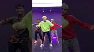 Russian roulette vivi dance challenge | tiktok trending challenge #shorts  #atrangz