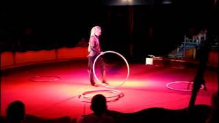 Yehorova Liubov Hula Hoop circus Alle