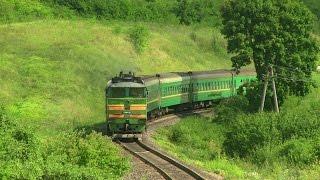 Тепловоз 3ТЭ10М-1103 с пасcажирским поездом / 3TE10M-1103 with a passenger train