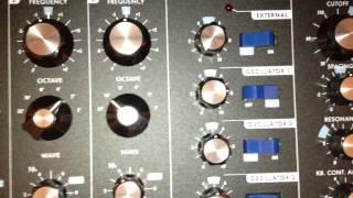 Moog Voyager Old School Demo