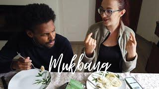 MUKBANG + RICETTA RAVIOLI // RISPONDIAMO ALLE VOSTRE DOMANDE // SWEETMUMU