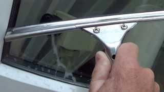 How To Use a Squeegee - Window cleaning tips