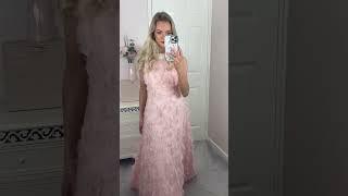The prettiest dress@daydreamerdanielle