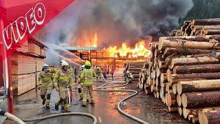 Großbrand eines neuen Sägewerkes in Obertilliach