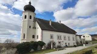 Stiftsweingut Heiligenkreuz Wien Freigut Thallern Weingärten Wein Hotel Besuch