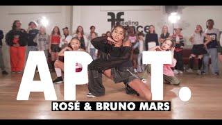 ROSÉ & BRUNO MARS - APT. | kids Elite DANCE Sabrina Lonis Choreo #apt #paris #kidsdance