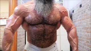 Bearded Italian bodybuilder - CRAZY OFF SEASON MUSCLE MASS!!!