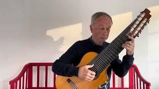 The amazing Weiss : Sarabande in d-minor . Göran Söllscher 11-str guitar