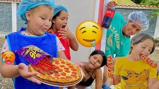 LAS NIÑAS COCINERAS ‍ *Los Takis con pizza* ️ ( Película Completa )