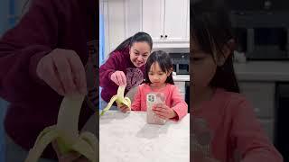 Mom pranks kid with endless banana ️