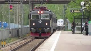 Sweden: Vingaker, SJ Rc6 electric locos and an X2000 high speed train on passenger trains