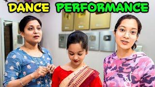 DANCE PERFORMANCE IN SCHOOL  | Kya Mummy Papa Gaye Dekhne ? ‍‍‍ | Cute Sisters