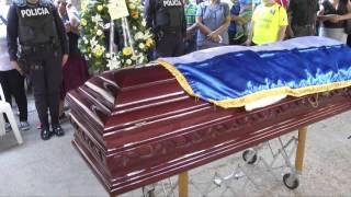 Policía asesinado es sepultado en Sonsonate @SaraMendezTCS