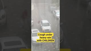 A Brave Mom Takes Her Kids Out of the Car   ️