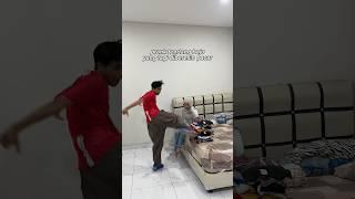 PRANK TENDANG BAJU YANG LAGI DIBERESIN PACAR🫵AUTO DIMARAHIN