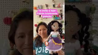 Patrón gratuito para tejer esta muñequita esmeralda, pídeme el enlace para descargarlo