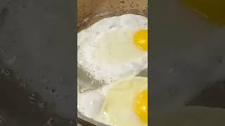 How i cook egg#shorts #viral #2023#viralvideo #viral