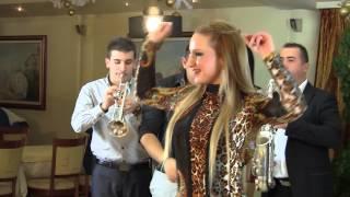 Aneta Arsovska - Supermen